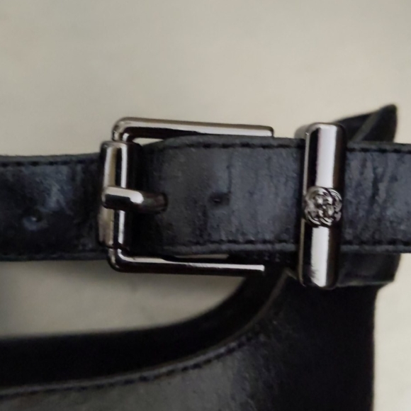 Elliott Lucca Black White Heels - Picture 5 of 5